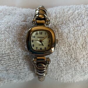 Working Cote d Azur Silver Tone Hinged Cuff Bracelet Style Watch w New Battery!